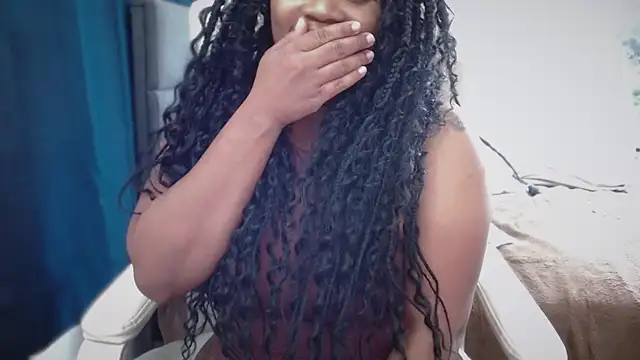 selena42 online show from 04-28-26, 02:27