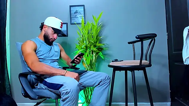 Damian 022 online show from 10-17-25, 11:57