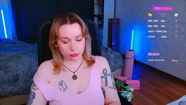 Snapshot of Blueberry-baby chatting on 12-03-24, 02:25 Blueberry-baby online show from 12-03-24, 02:25