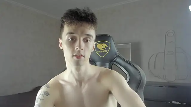 Snapshot of MasonWarholl chatting on 10-02-25, 04:14 MasonWarholl online show from 10-02-25, 04:14