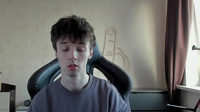 Snapshot of MasonWarholl chatting on 03-10-26, 02:00 MasonWarholl online show from 03-10-26, 02:00