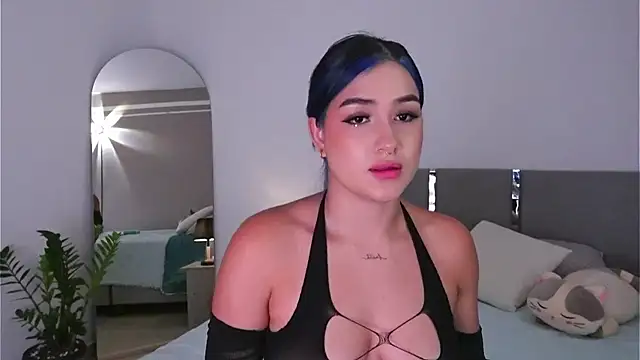 Snapshot of AnnyHizzle chatting on 09-08-25, 11:37 AnnyHizzle online show from 09-08-25, 11:37