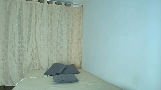 Tinny and Candy online show from 04-28-26, 11:21