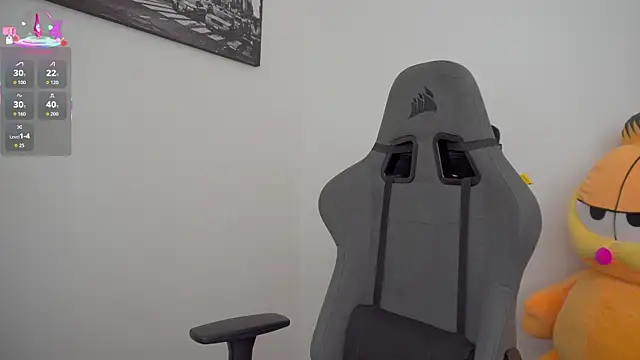 Snapshot of little-eli chatting on 09-14-25, 07:13 little-eli online show from 09-14-25, 07:13