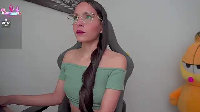 Snapshot of little-eli chatting on 10-15-25, 07:14 little-eli online show from 10-15-25, 07:14