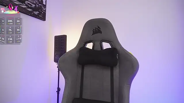 Snapshot of little-eli chatting on 11-05-25, 07:14 little-eli online show from 11-05-25, 07:14