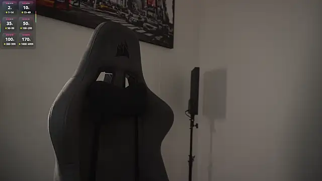 Snapshot of little-eli chatting on 11-20-25, 07:13 little-eli online show from 11-20-25, 07:13