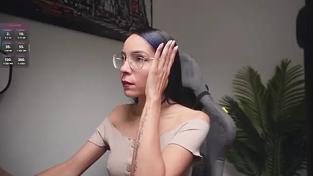 Snapshot of little-eli chatting on 03-03-26, 07:09 little-eli online show from 03-03-26, 07:09