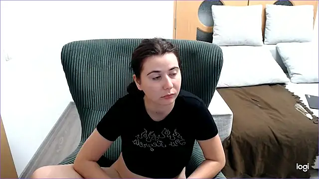 VioletaFlower7 online show from 11-05-25, 10:10