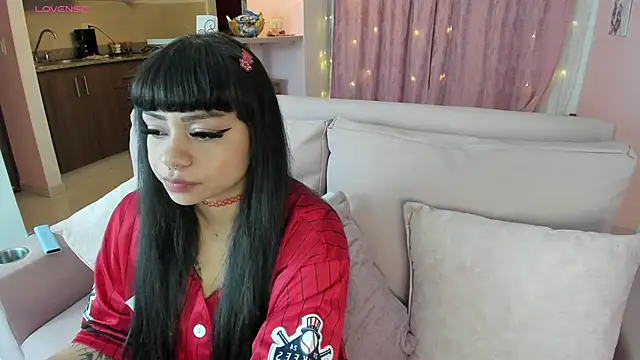 Snapshot of zoesullivan chatting on 01-02-25, 09:43 zoesullivan online show from 01-02-25, 09:43