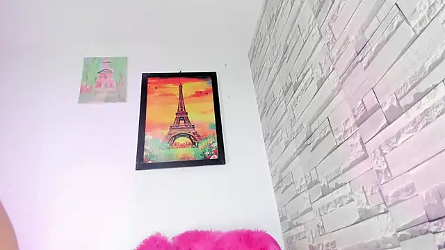 MiaKirshner online show from 03-21-25, 12:18