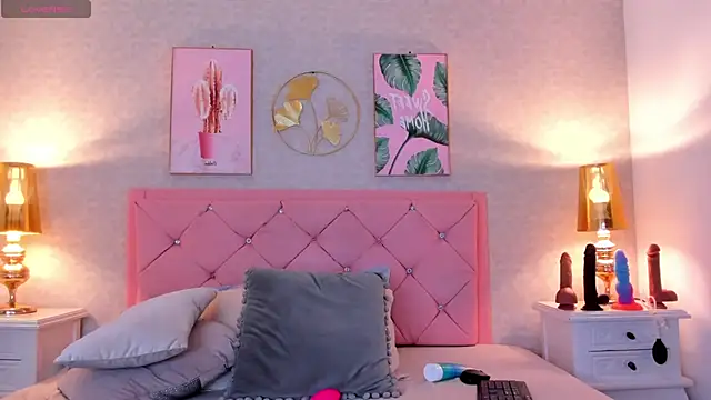 Snapshot of Ginger_Violetta_ chatting on 02-06-25, 07:40 Ginger Violetta online show from 02-06-25, 07:40