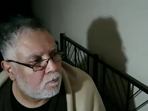 100Tauros online show from 11-25-25, 04:51