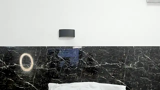 Snapshot of Juliabadlee chatting on 12-02-24, 11:40 Juliabadlee online show from 12-02-24, 11:40