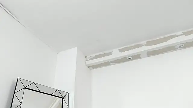 Snapshot of Juliabadlee chatting on 12-30-24, 03:25 Juliabadlee online show from 12-30-24, 03:25