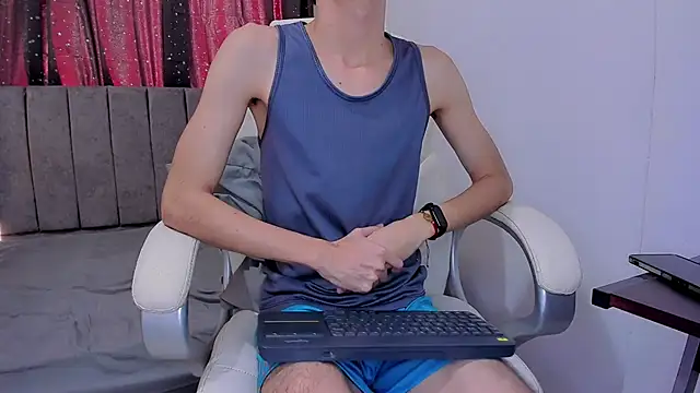 Snapshot of Jake_evans chatting on 01-21-25, 02:15 Jake evans online show from 01-21-25, 02:15