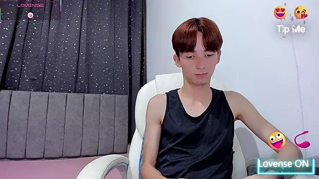 Snapshot of Jake_evans chatting on 02-08-25, 01:32 Jake evans online show from 02-08-25, 01:32