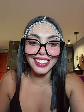 Snapshot of zui_lu chatting on 08-03-26, 01:37 zui lu online show from 08-03-26, 01:37