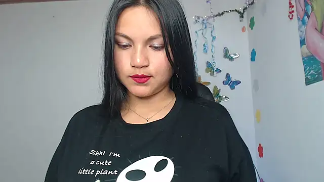 Snapshot of Zafiroweb09 chatting on 12-24-24, 07:17 Zafiroweb09 online show from 12-24-24, 07:17