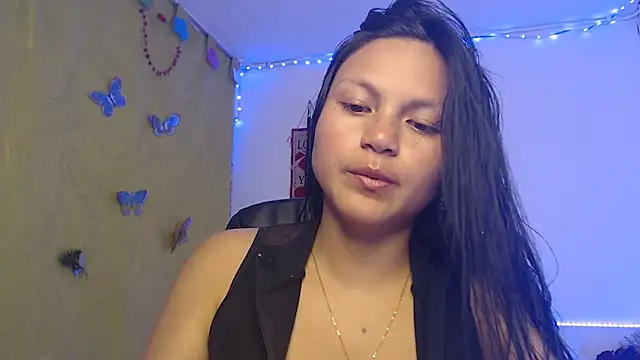 Snapshot of Zafiroweb09 chatting on 03-04-25, 05:45 Zafiroweb09 online show from 03-04-25, 05:45