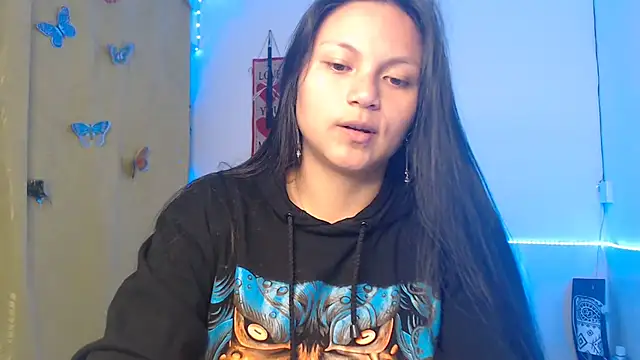 Snapshot of Zafiroweb09 chatting on 03-18-25, 04:48 Zafiroweb09 online show from 03-18-25, 04:48