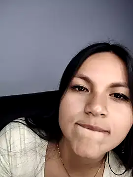 Snapshot of Zafiroweb09 chatting on 10-29-25, 02:47 Zafiroweb09 online show from 10-29-25, 02:47