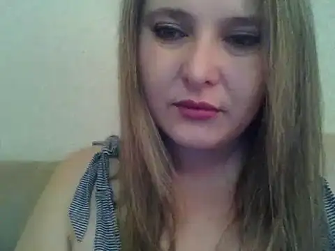 Snapshot of ParisMimi chatting on 01-04-25, 06:41 ParisMimi online show from 01-04-25, 06:41