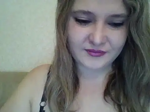 Snapshot of ParisMimi chatting on 01-12-25, 06:39 ParisMimi online show from 01-12-25, 06:39