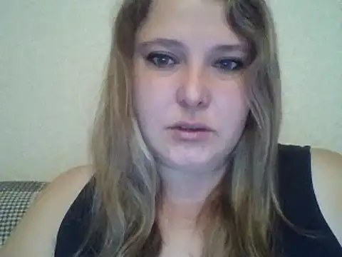 Snapshot of ParisMimi chatting on 10-01-25, 08:42 ParisMimi online show from 10-01-25, 08:42