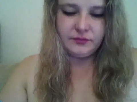 Snapshot of ParisMimi chatting on 10-14-25, 07:42 ParisMimi online show from 10-14-25, 07:42