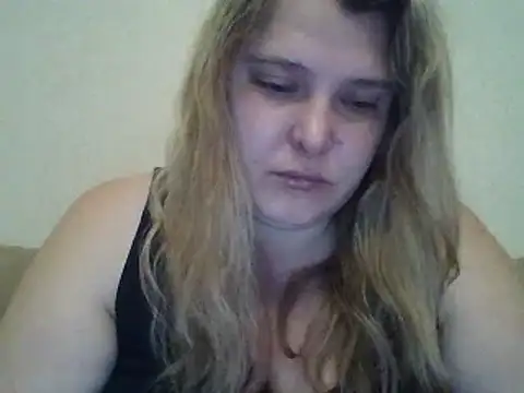 Snapshot of ParisMimi chatting on 12-19-25, 08:32 ParisMimi online show from 12-19-25, 08:32