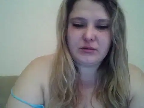 Snapshot of ParisMimi chatting on 02-06-26, 07:23 ParisMimi online show from 02-06-26, 07:23