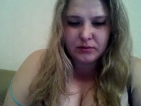 Snapshot of ParisMimi chatting on 03-03-26, 09:04 ParisMimi online show from 03-03-26, 09:04