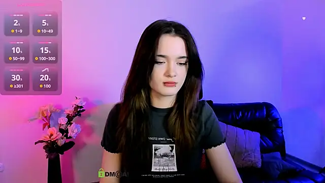 Snapshot of liana_kisses chatting on 06-11-26, 07:01 liana kisses online show from 06-11-26, 07:01