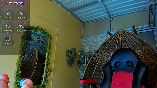 Snapshot of BarbaraKnox_ chatting on 01-25-25, 02:58 BarbaraKnox online show from 01-25-25, 02:58