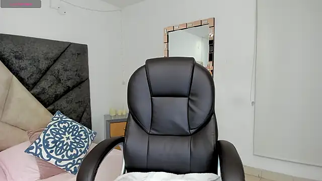 BarbaraKnox  online show from 02-12-26, 11:22