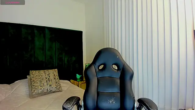 BarbaraKnox  online show from 02-25-26, 06:28