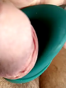 Snapshot of Durovoglioso2 chatting on 03-02-25, 02:43 Durovoglioso2 online show from 03-02-25, 02:43