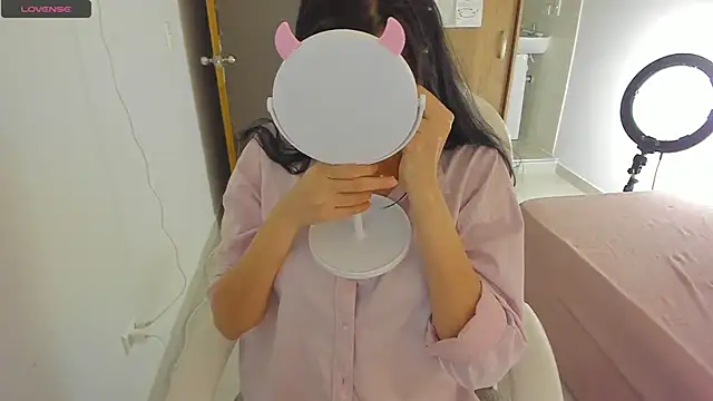 misstoya online show from 02-12-25, 04:23