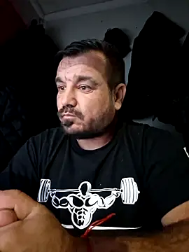 Snapshot of Futacisu chatting on 11-03-25, 08:10 Futacisu online show from 11-03-25, 08:10