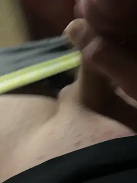 Snapshot of Ariel_Ari chatting on 12-05-25, 01:03 Ariel Ari online show from 12-05-25, 01:03