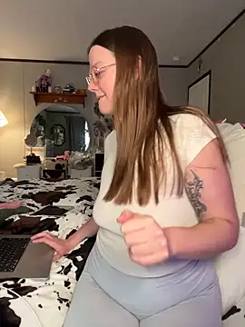 Snapshot of Sweetdee222x chatting on 11-07-25, 11:05 Sweetdee222x online show from 11-07-25, 11:05