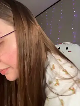 Snapshot of Sweetdee222x chatting on 11-10-25, 11:04 Sweetdee222x online show from 11-10-25, 11:04