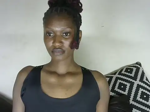 Snapshot of Pretty-emmie chatting on 01-23-25, 10:33 Pretty-emmie online show from 01-23-25, 10:33