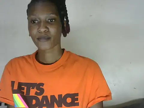 Snapshot of Pretty-emmie chatting on 02-15-25, 09:49 Pretty-emmie online show from 02-15-25, 09:49