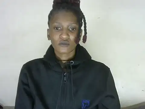 Snapshot of Pretty-emmie chatting on 02-16-25, 04:32 Pretty-emmie online show from 02-16-25, 04:32