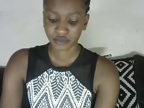 Snapshot of Pretty-emmie chatting on 03-12-25, 07:59 Pretty-emmie online show from 03-12-25, 07:59