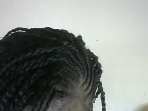 Snapshot of Pretty-emmie chatting on 09-18-25, 11:12 Pretty-emmie online show from 09-18-25, 11:12