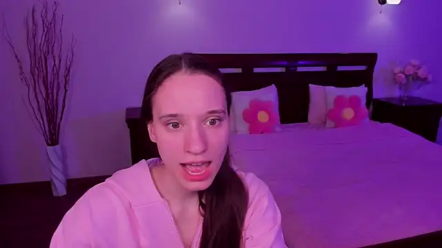 StaceySunny online show from 04-04-26, 05:21