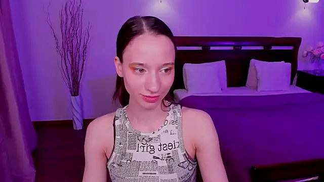 Snapshot of StaceySunny chatting on 05-22-26, 05:18 StaceySunny online show from 05-22-26, 05:18